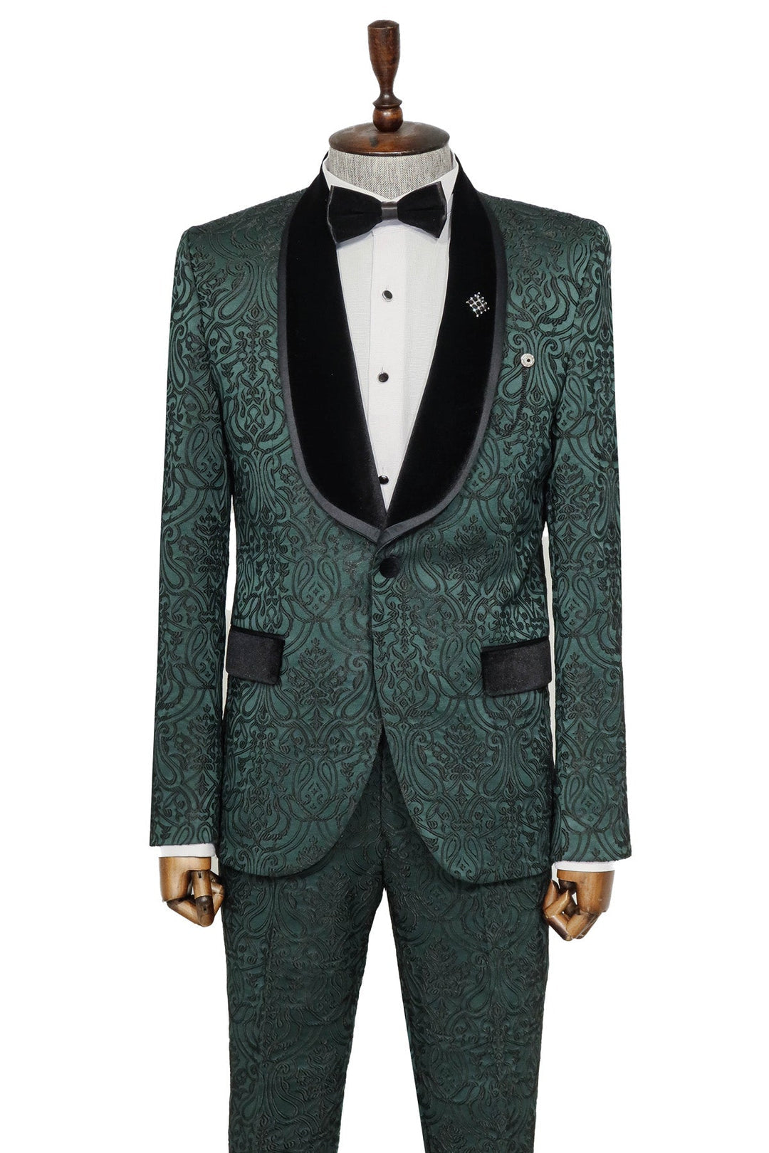 Green European Prom Tuxedo with Black Velvet Lapel – 2025 Edition