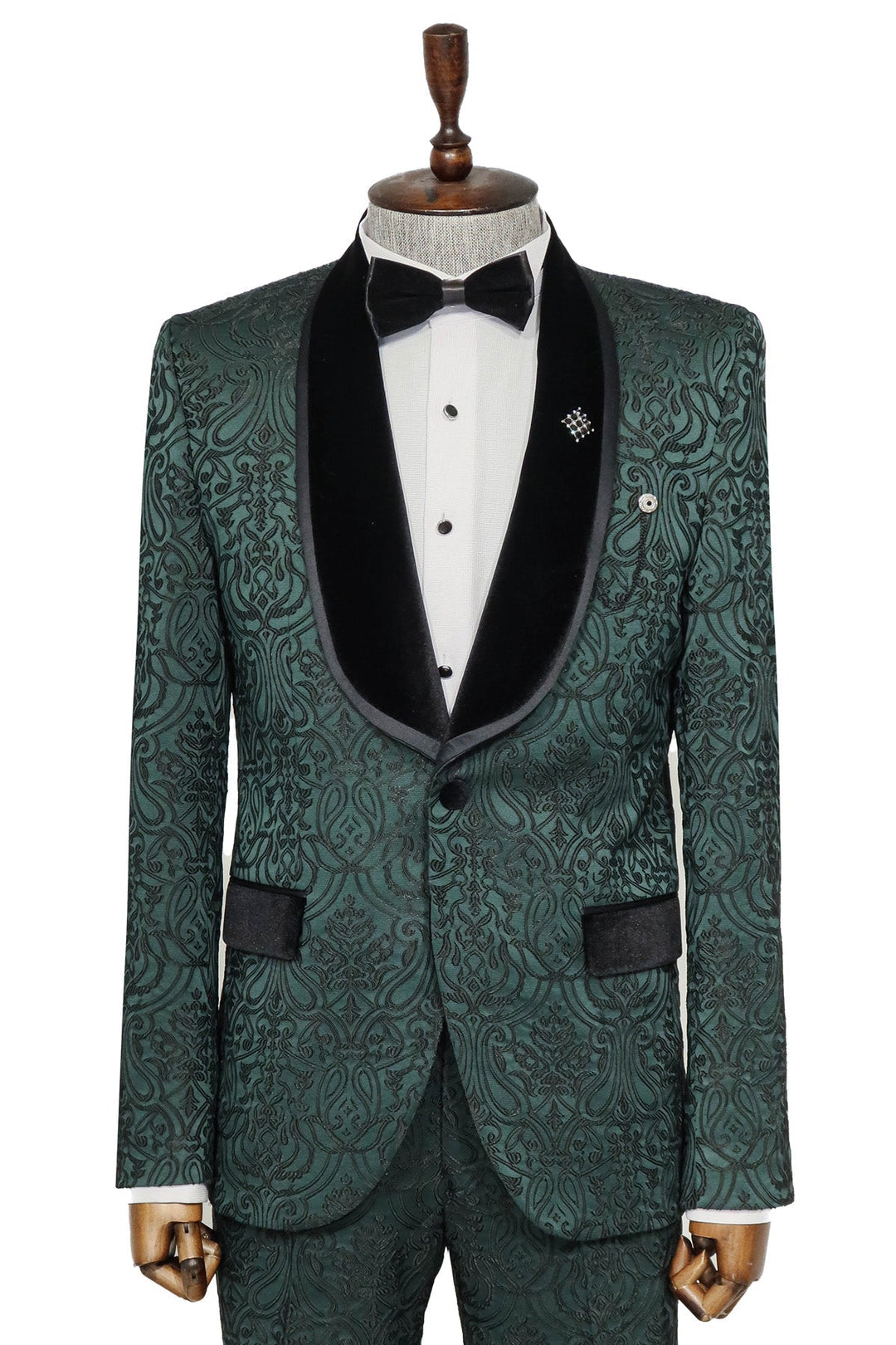 Green European Prom Tuxedo with Black Velvet Lapel – 2025 Edition