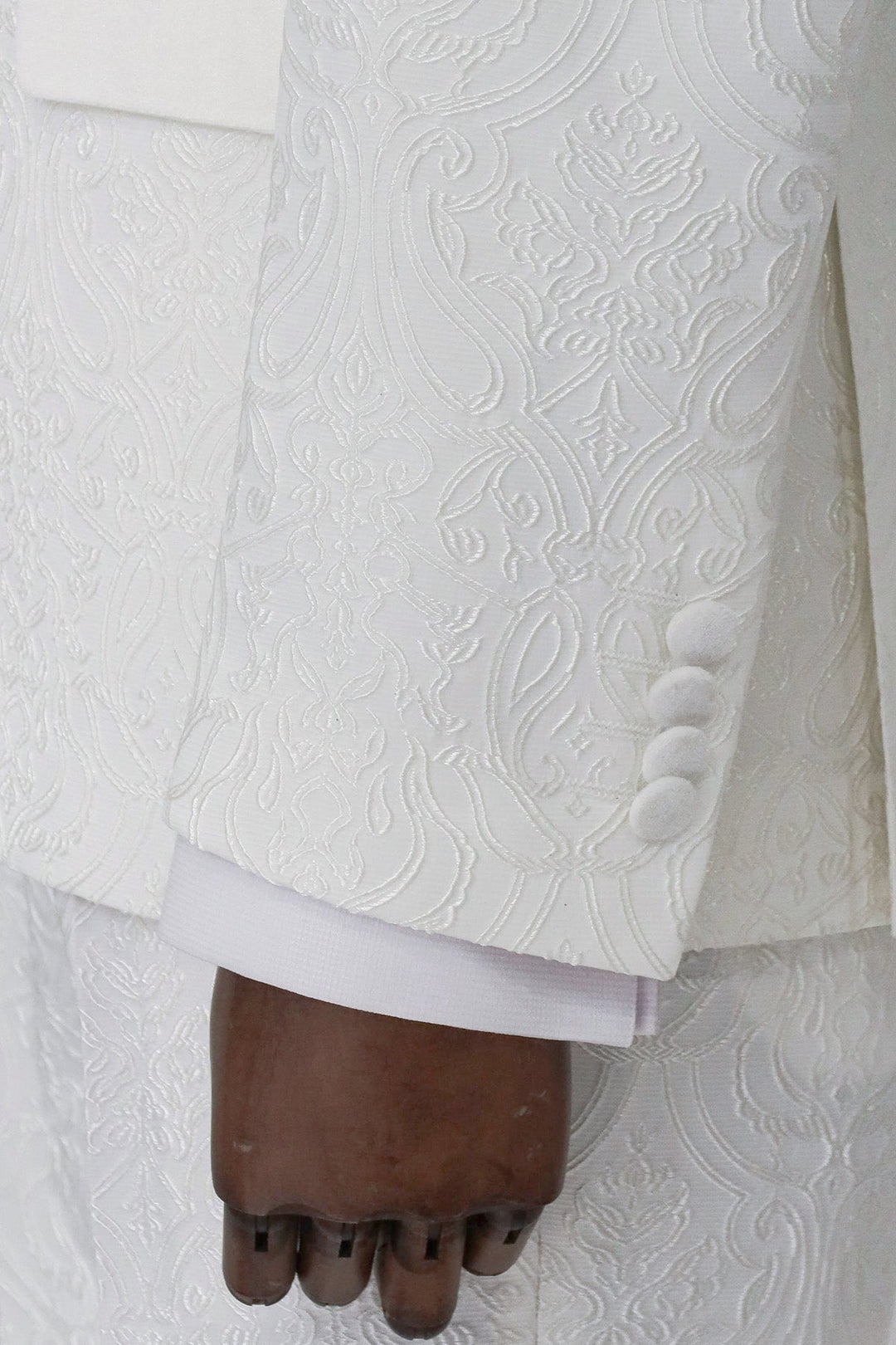 White European Prom Tuxedo with Shawl Lapel – 2025 Luxury Edition