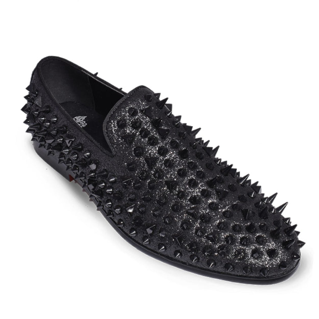 shoes with spikes